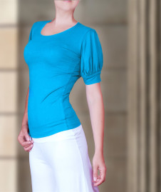 Дамска блуза с обемни ръкави 46201 светло син