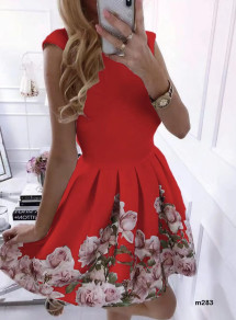 Дамска рокля с цветя 2699 червена