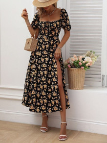 Дамска рокля с флорални мотиви Z6044 черен 