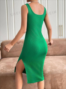 Дамска рокля с дължина под коляното 1333081 зелен 