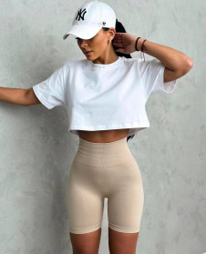 Дамски еластичен къс клин L90030 бежов 