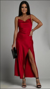 Дамска сатенена рокля с цепка K8520 червен 