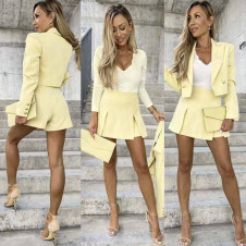 Дамски комплект сако и пола-панталон 6767 светло жълт 