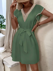 Дамска рокля с дантелен кант AA1808 тъмно зелен 