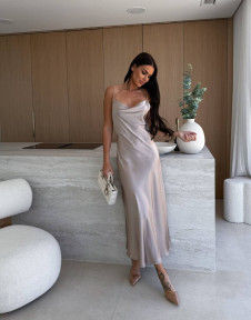 Дамска дълга сатенена рокля L9342 бежов