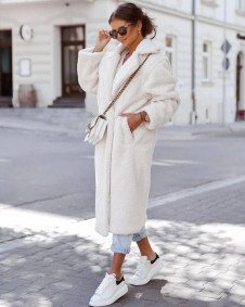 Дамско пухкаво палто K20221 бял 