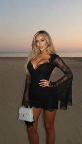 Дамска мини дантелена рокля L9626 черен 